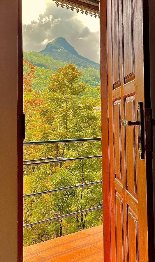 Grand Adamspeak Hotel Nallathanniya Exterior photo