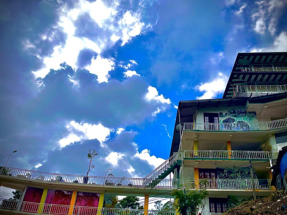 Grand Adamspeak Hotel Nallathanniya Exterior photo