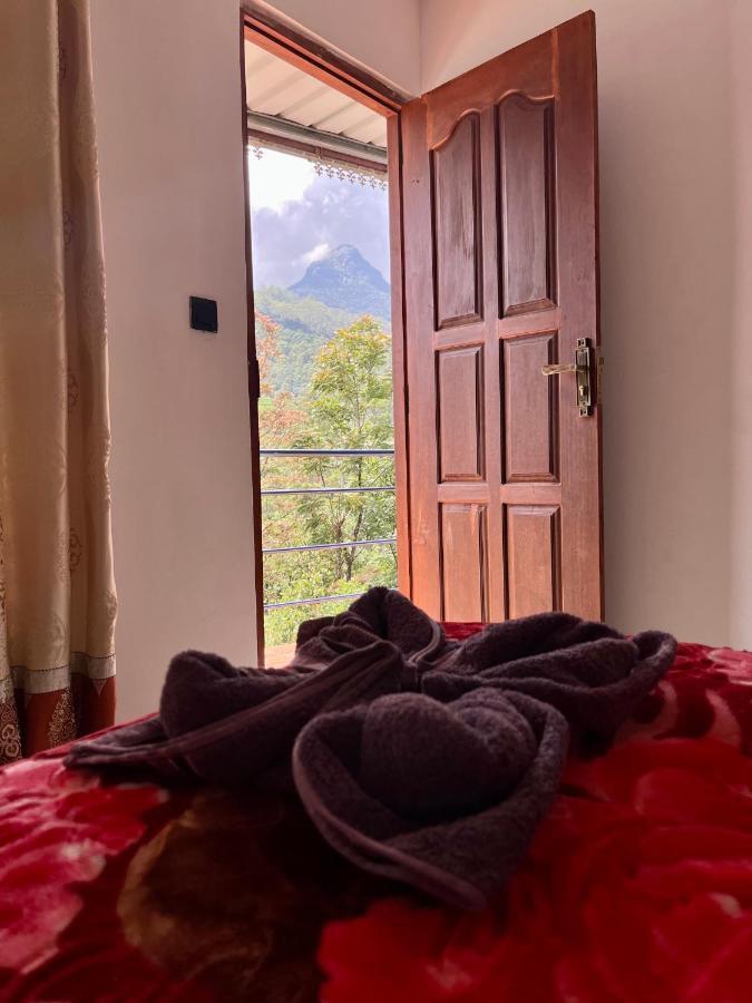 Grand Adamspeak Hotel Nallathanniya Exterior photo