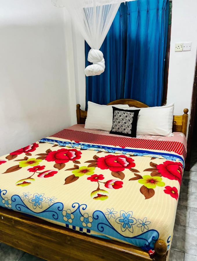 Grand Adamspeak Hotel Nallathanniya Exterior photo