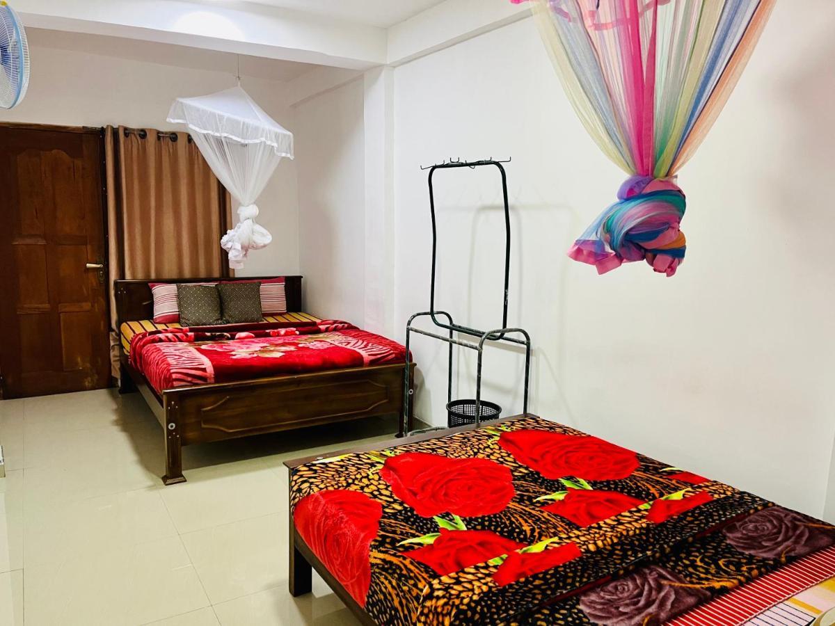 Grand Adamspeak Hotel Nallathanniya Exterior photo